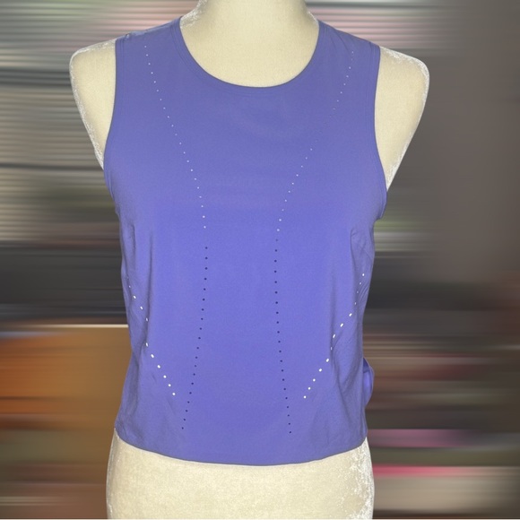 Lululemon - Picture 2 of 9